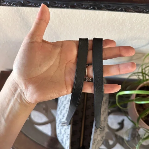 Dooney & Bourke Signature Tote Bag - Picture 8 of 8